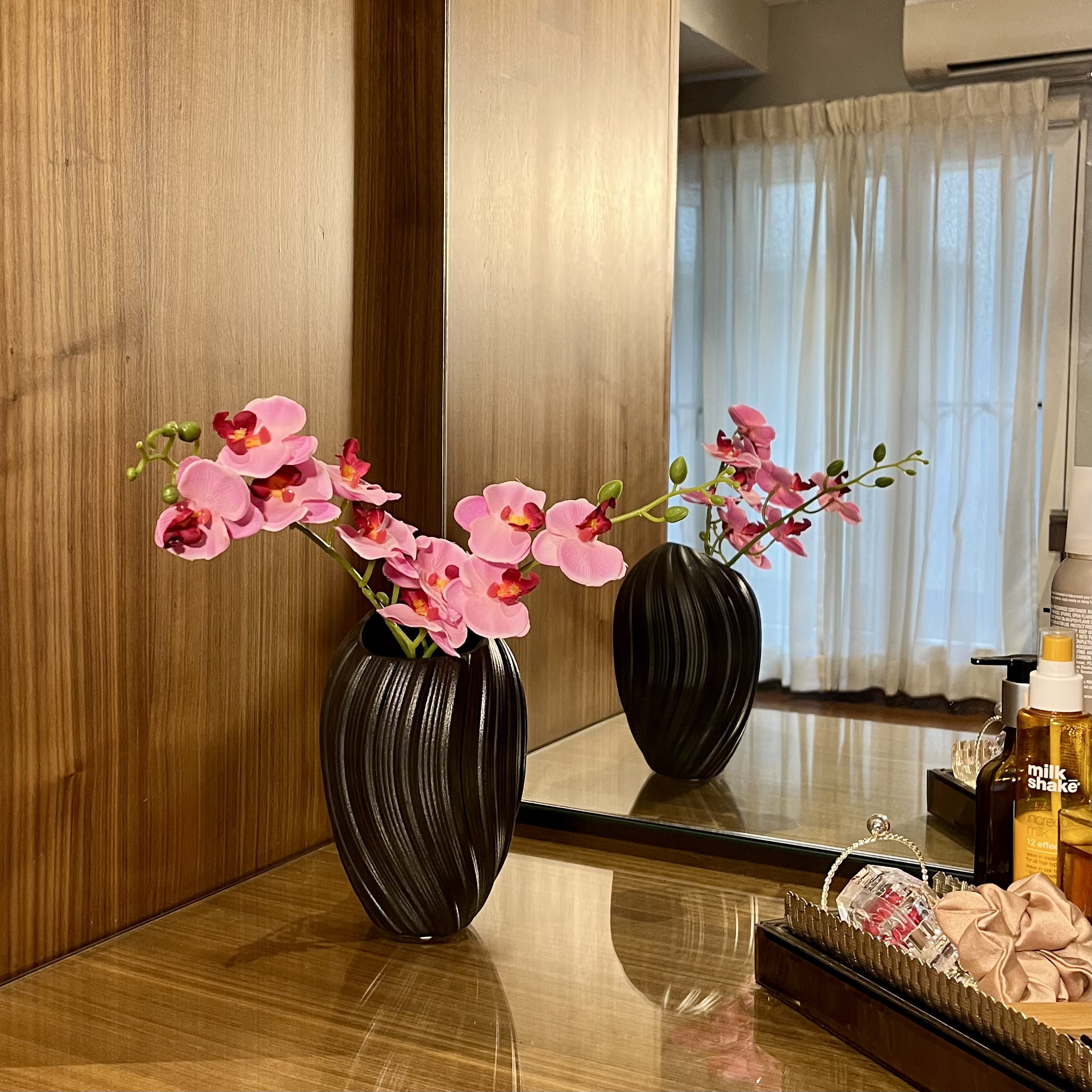 Beni Ceramic Vase