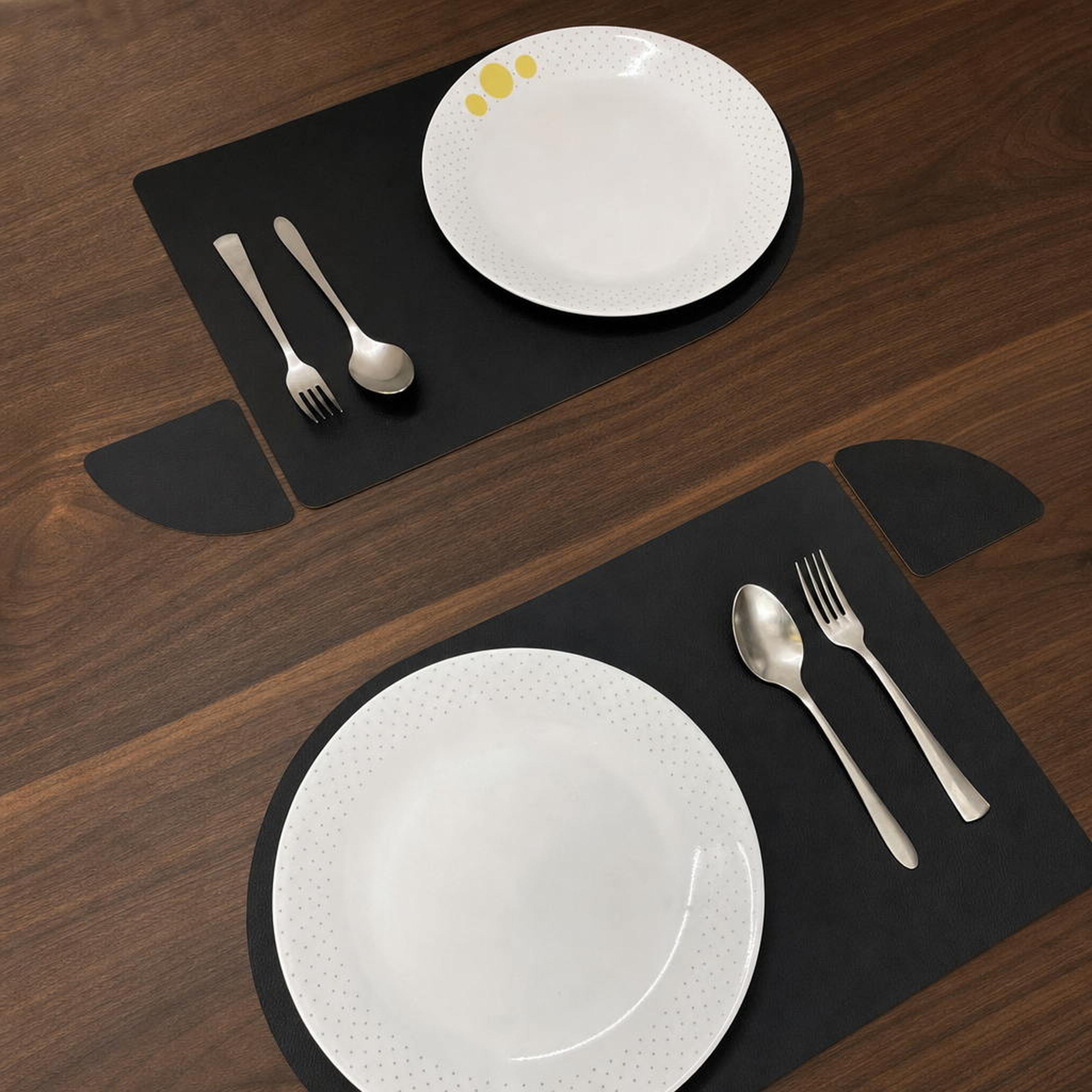 Double Sided Leather Table Mat & Coaster Set