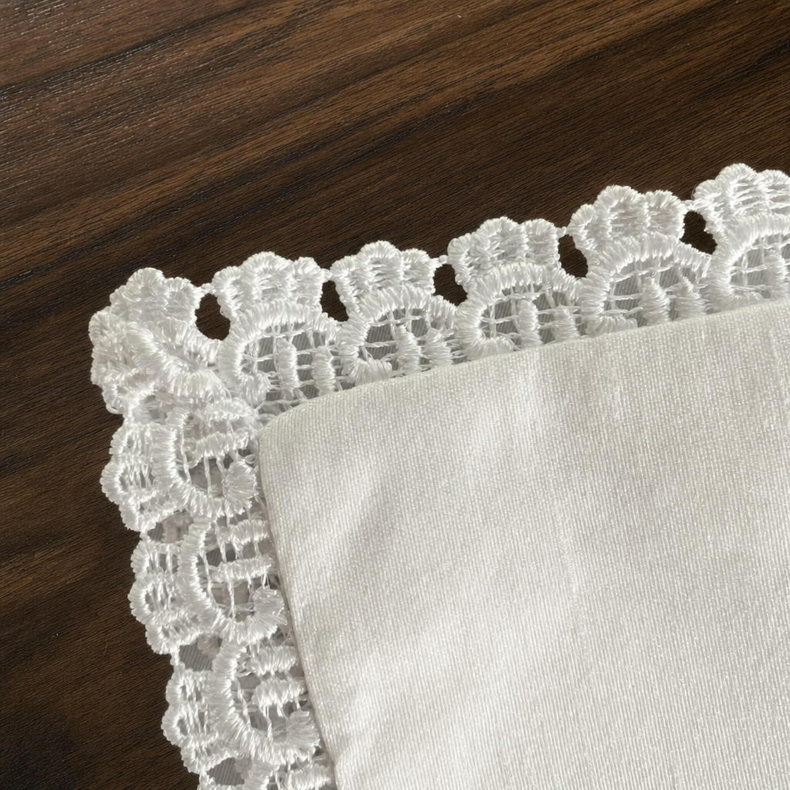 Lace Place Mats