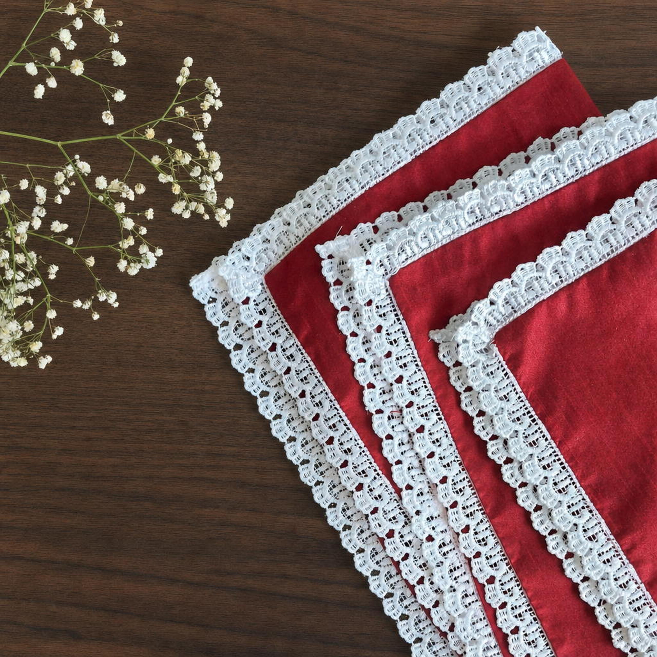 Lace Place Mats