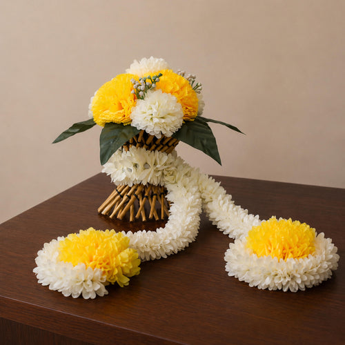 Meera Centre Piece