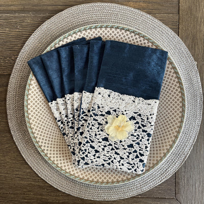 Lace Cutlery Pockets