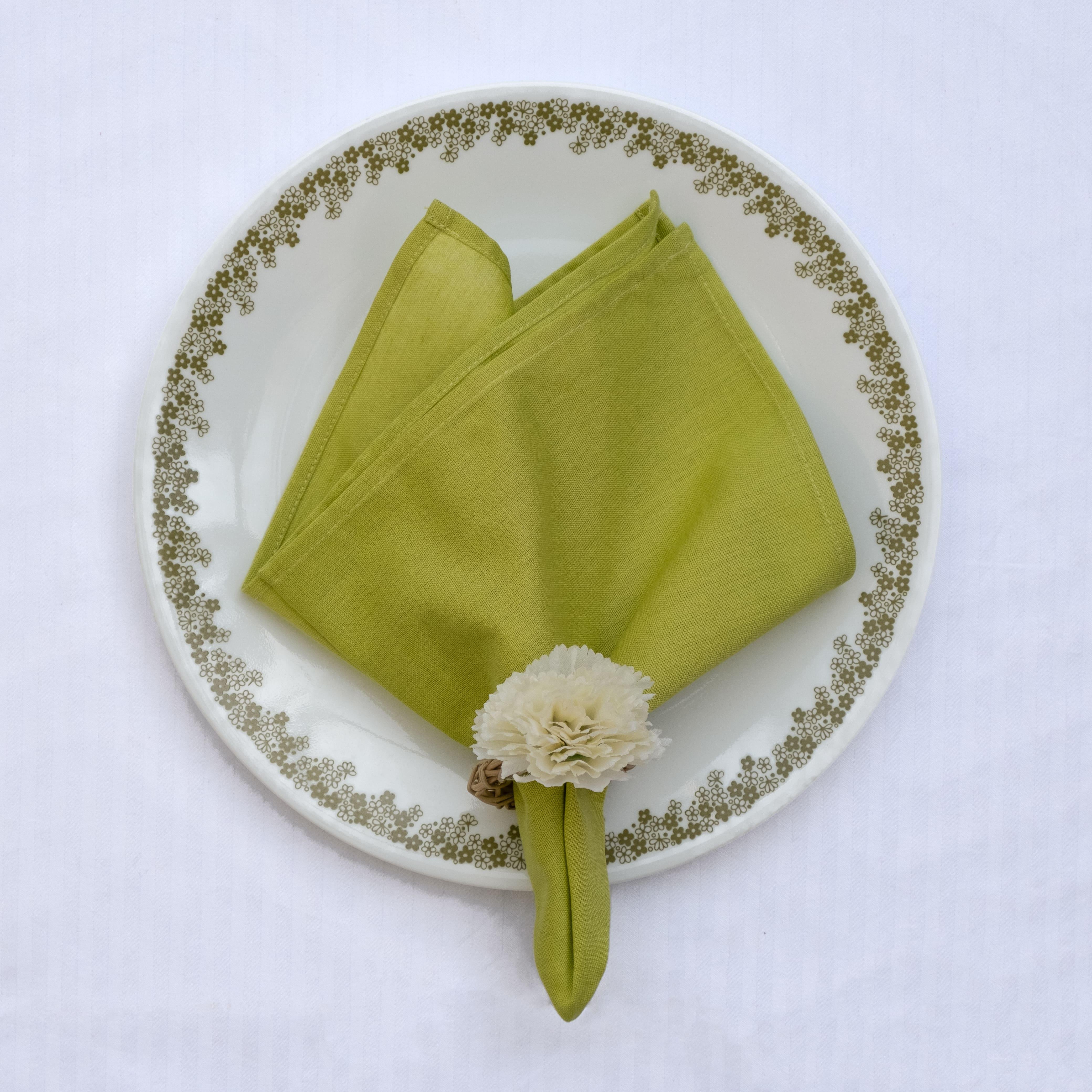 Green Dinner Napkins - Floral Art by Nandini (A unit of R S creations and designs)