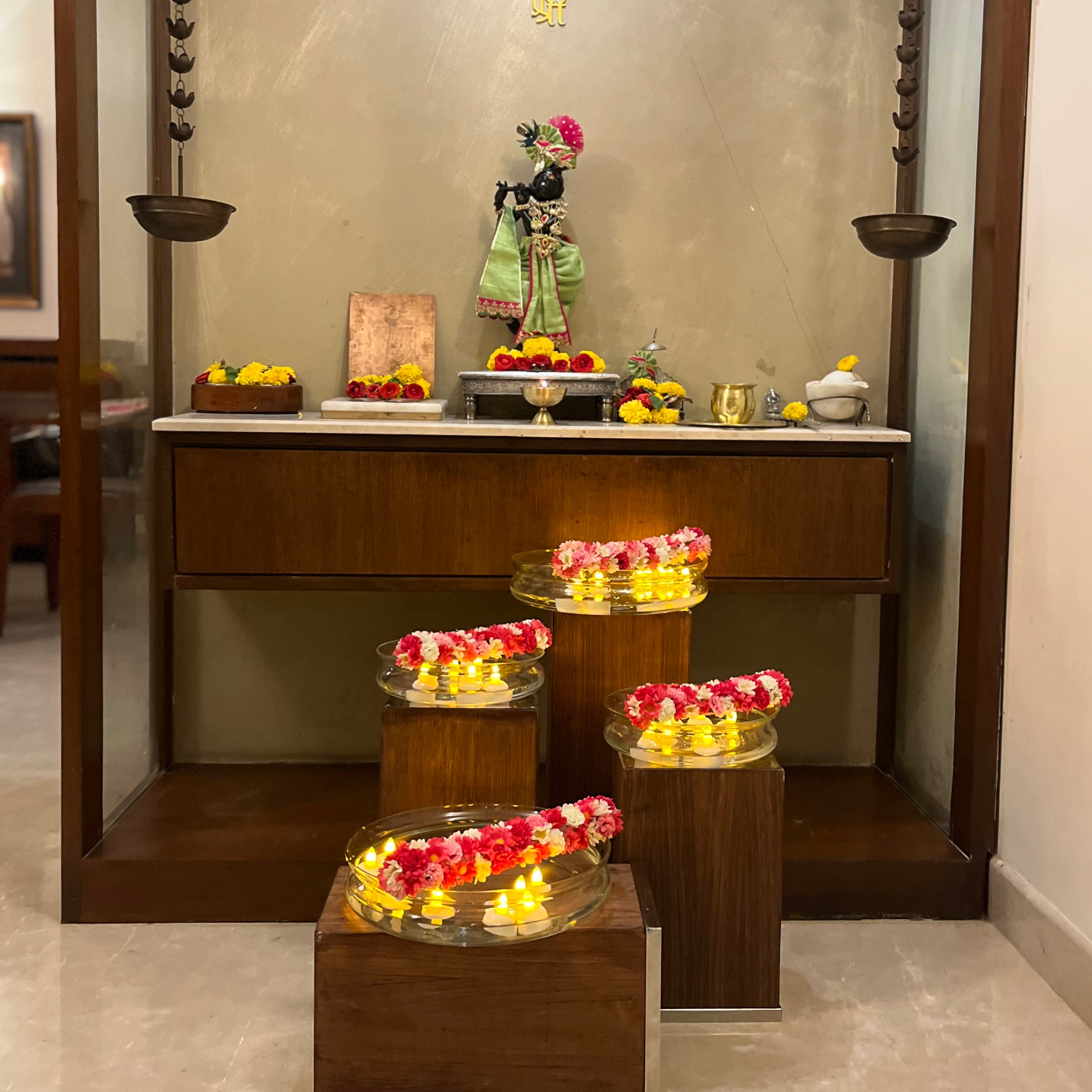 Glass Urli with Artificial Flowers and LED Floating Candles