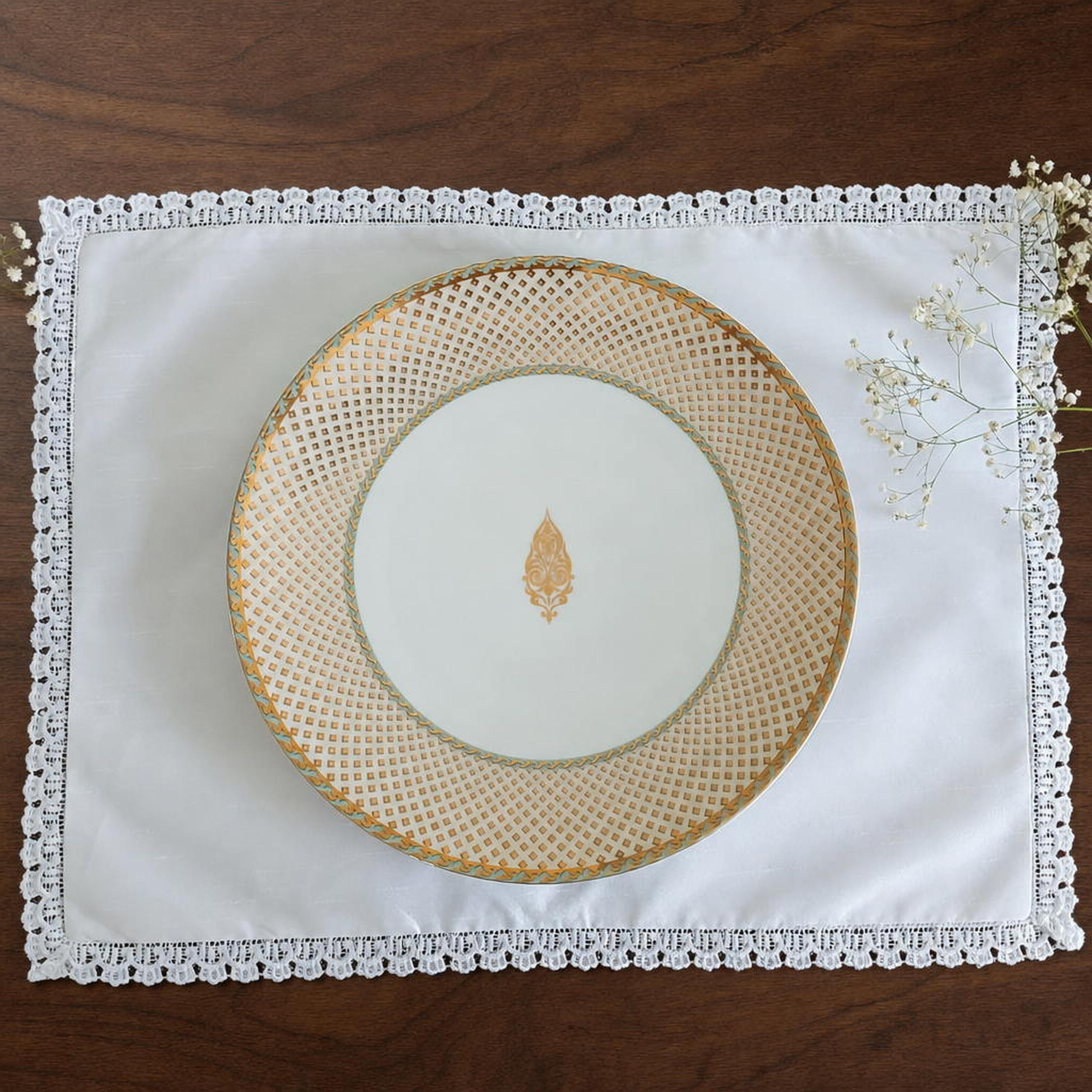 Lace Place Mats