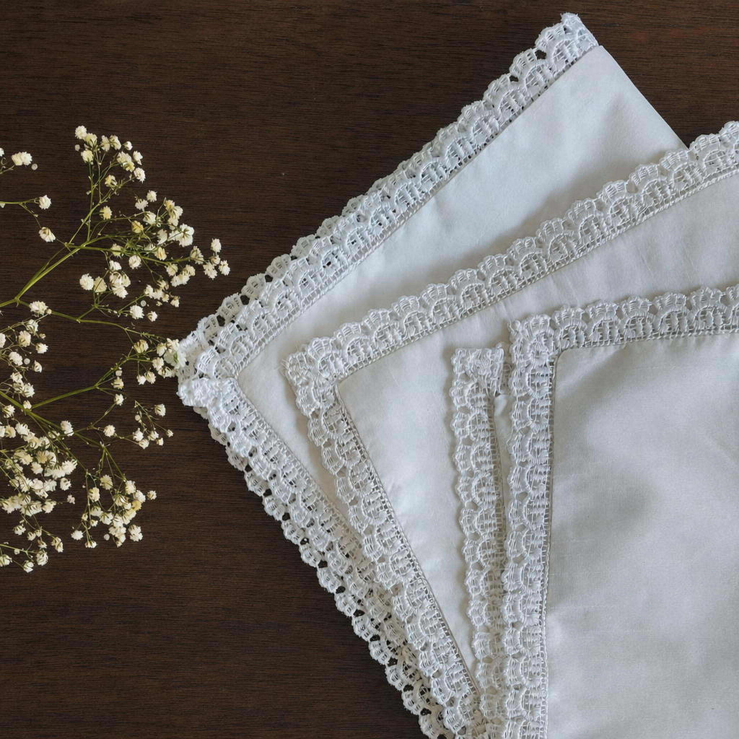 Lace Place Mats