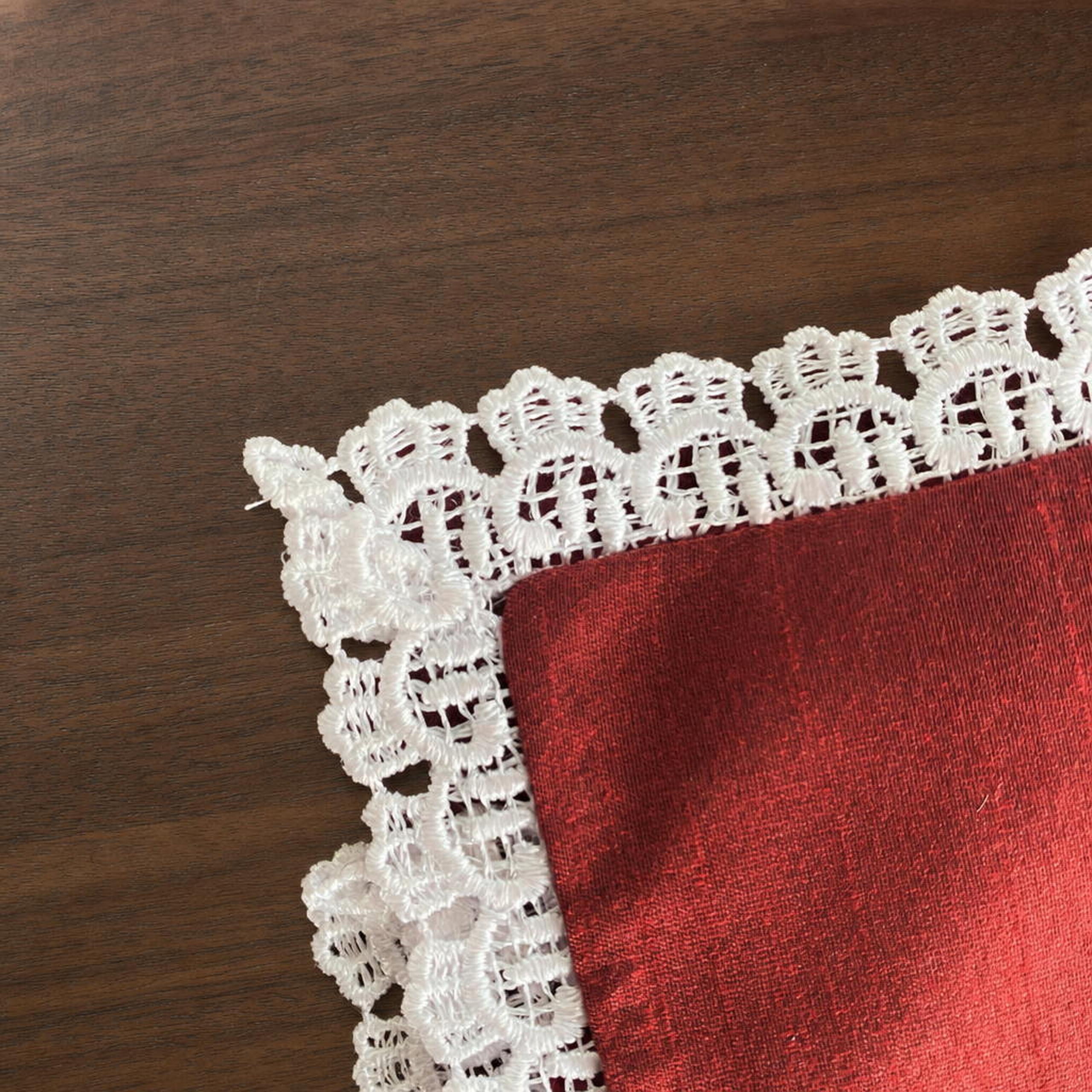 Lace Place Mats