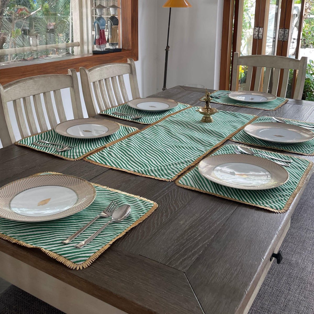 Riviera Table Mat & Runner Set | Traditional Table Mats & Runner ...